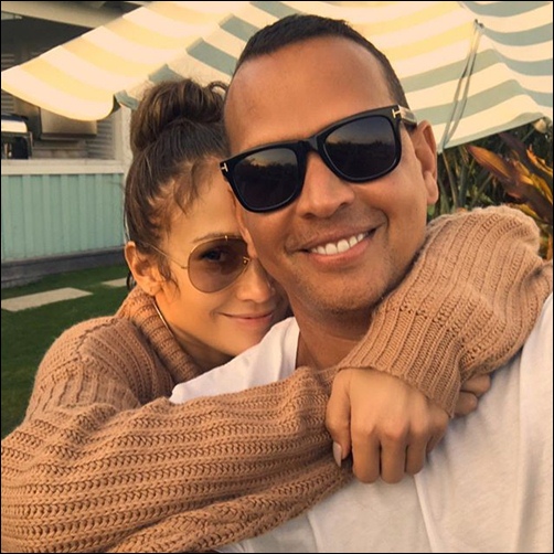 Jennifer Lopez makeup free pic with Alex Rodriguez