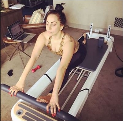 Lady Gaga workout in a Gym