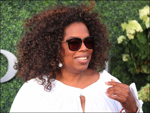 TV Personality Oprah Winfrey no makeup photo