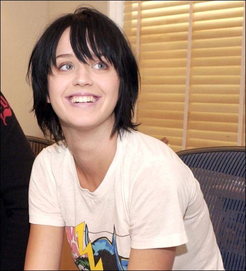 Young Katy Perry without makeup