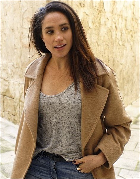 Casual look of Meghan Markle