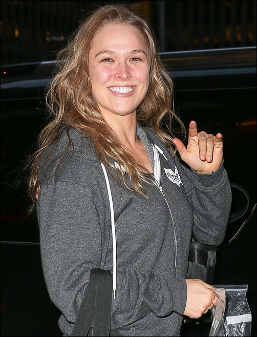 How Ronda Rousey looks without face makeup