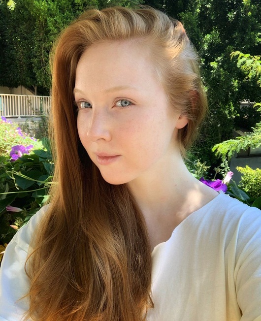 Molly Quinn Without Makeup