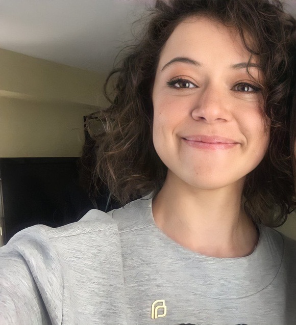 Tatiana Maslany Makeup Free Selfie