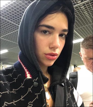 Pictures of Dua Lipa With No Makeup On Her Face
