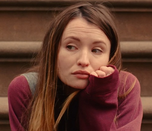 Emily Browning Without Makeup Pictures