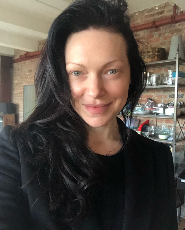 Laura Prepon No-Makeup Selfie