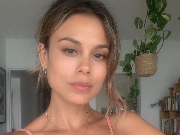 How Nathalie Kelley Looks Without Makeup