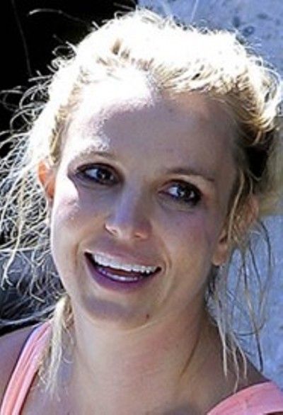 Britney Spears No-Makeup Selfie