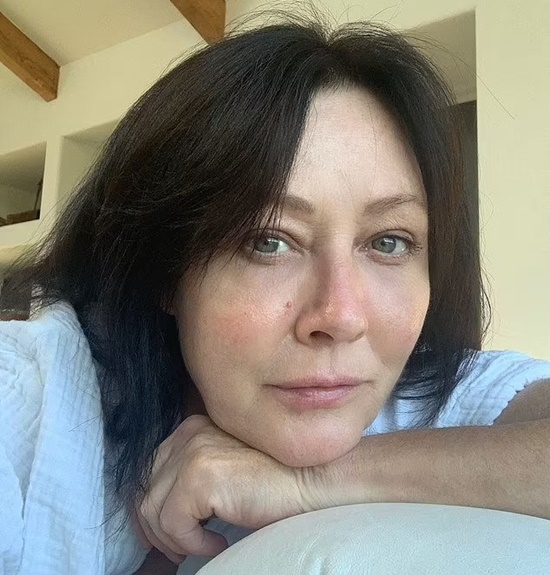 Shannen Doherty Natural Hair and Face
