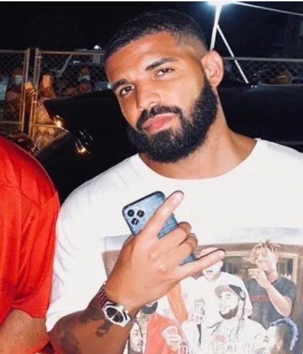 Drake With and Without Makeup