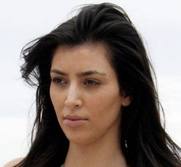 Kim Kardashian No Makeup Pictures Showing Her Natural Face